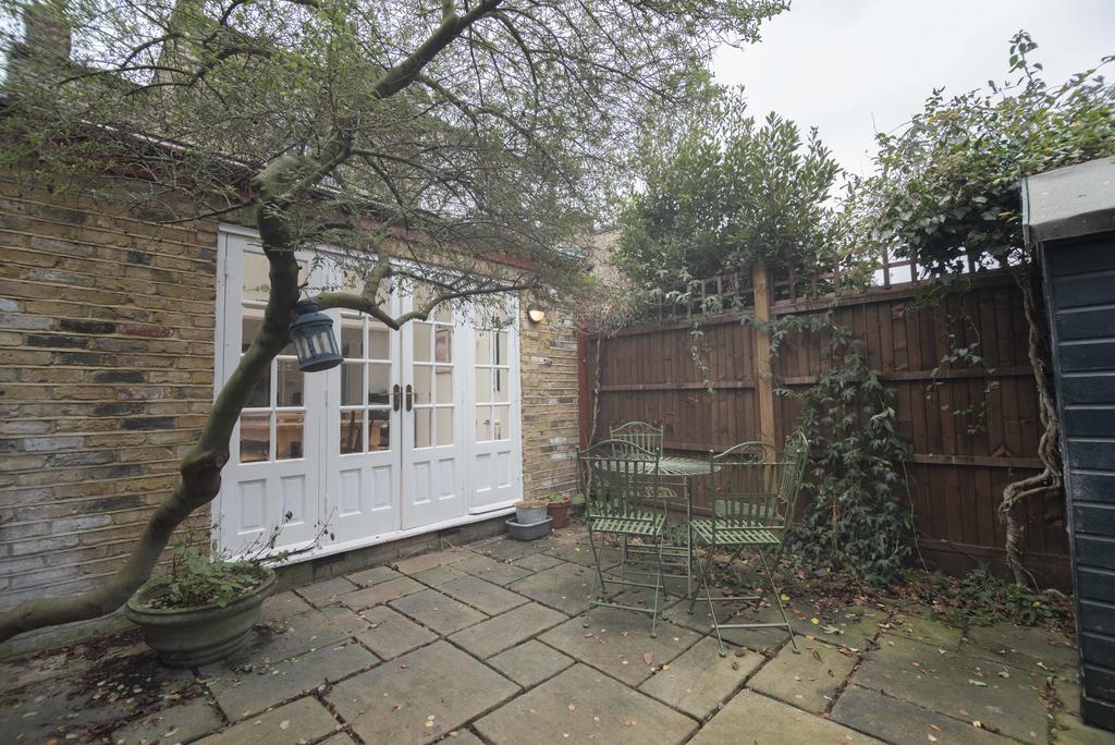 ריצ'מונד Traditional Home In Kew Gardens By Underthedoormat מראה חיצוני תמונה